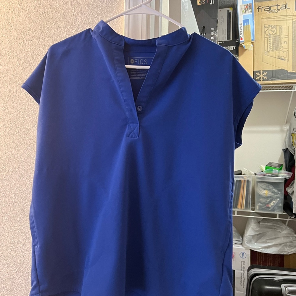 Figs Women's Blue Top & Pants